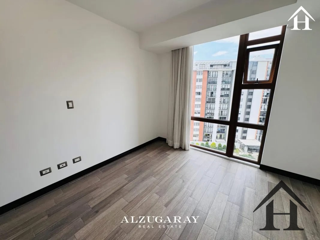 Apartamento con balcón, nivel alto, San Isidro 2021 zona 16 - 9