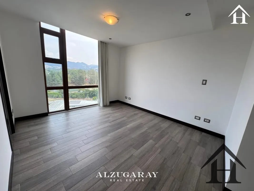 Apartamento con balcón, nivel alto, San Isidro 2021 zona 16 - 7