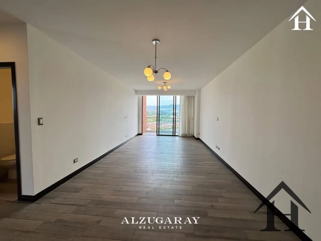 Apartamento con balcón, nivel alto, San Isidro 2021 zona 16 - 4