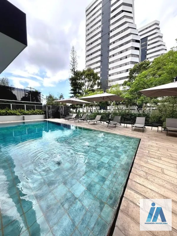 APARTAMENTO AMUEBLADO EN ALQUILER 📍 Reserva 5ta Avenida, Zona 14 - 4