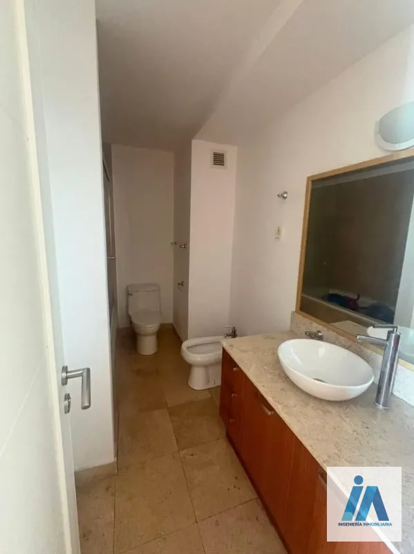 APARTAMENTO EN VENTA📍 Edificio Atrium, Zona 10 - 2