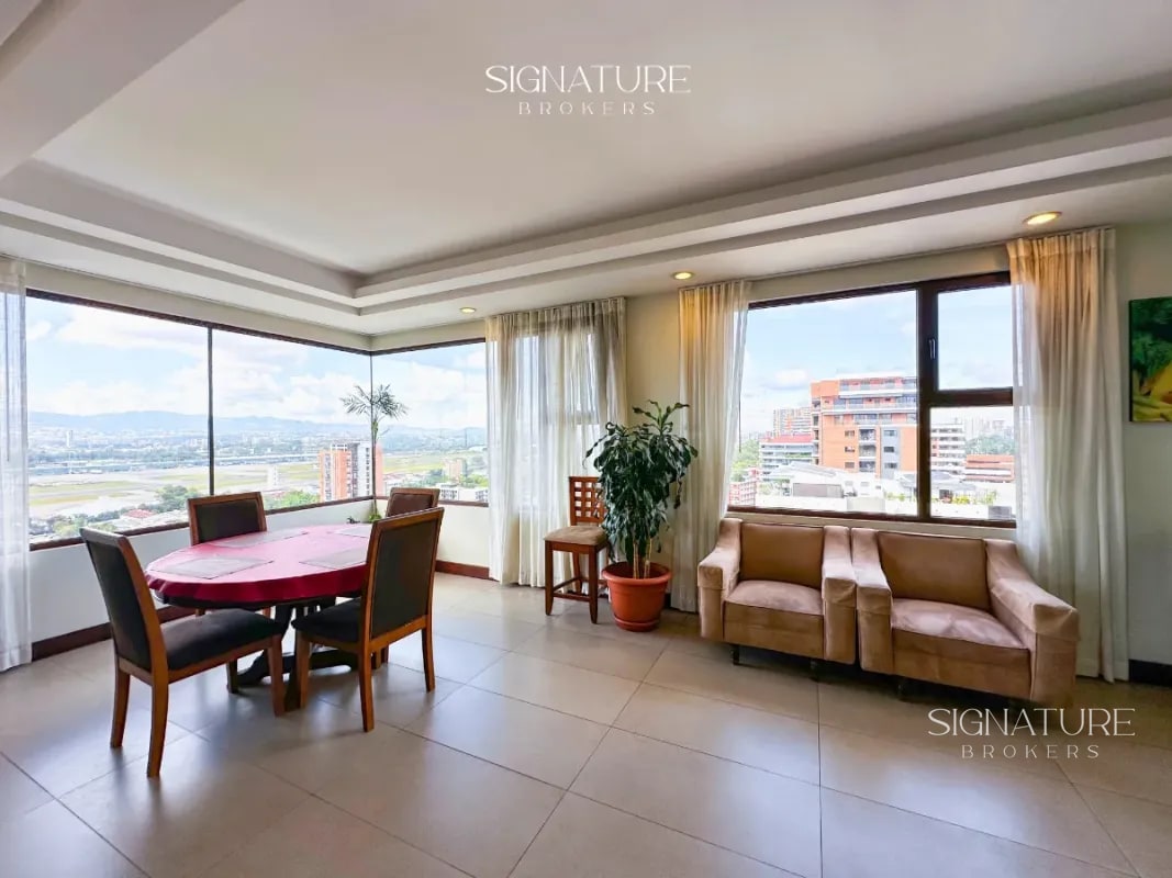 Penthouse en Venta-San Patricio II, Z.14 - 1