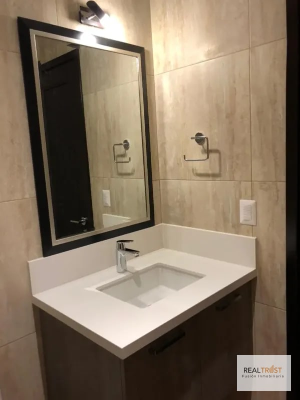En renta apartamento amueblado en el Edificio Santa Ines: - 11