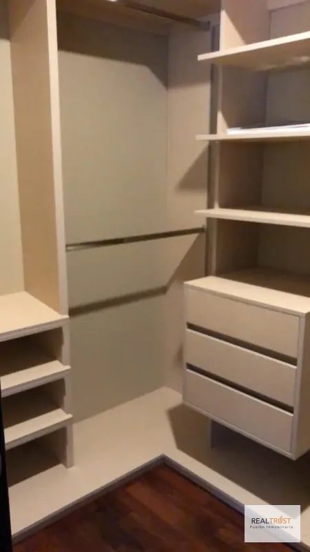 En renta apartamento amueblado en el Edificio Santa Ines: - 6