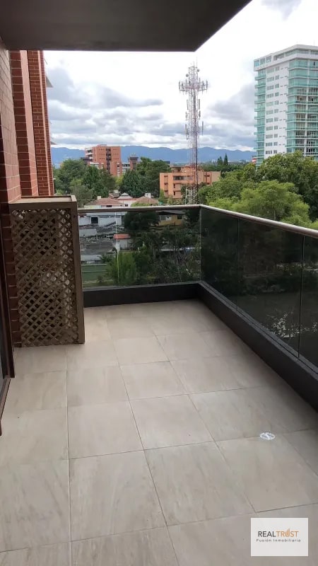 En renta apartamento amueblado en el Edificio Santa Ines: - 3