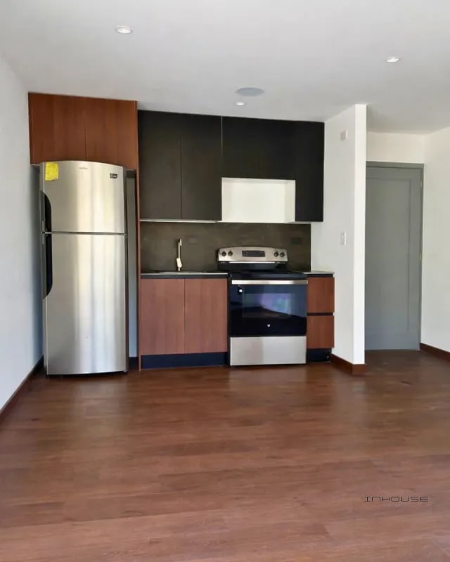 APARTAMENTO EN RENTA ZONA 10, ATHARA PARA ESTRENAR - 1
