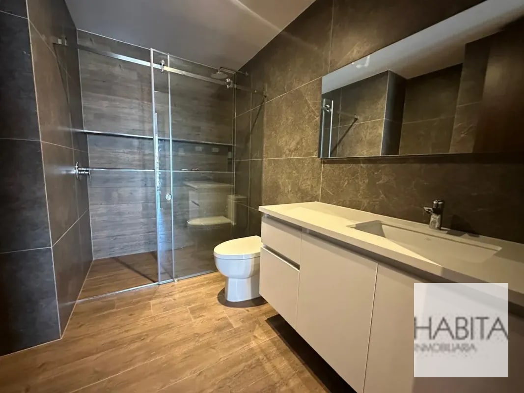 Apartamento en Alquiler, Edificio Gaura zona 15 - 6