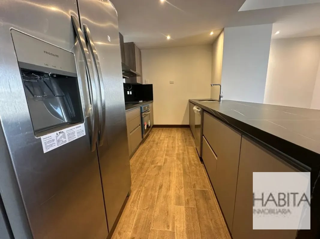 Apartamento en Alquiler, Edificio Gaura zona 15 - 5