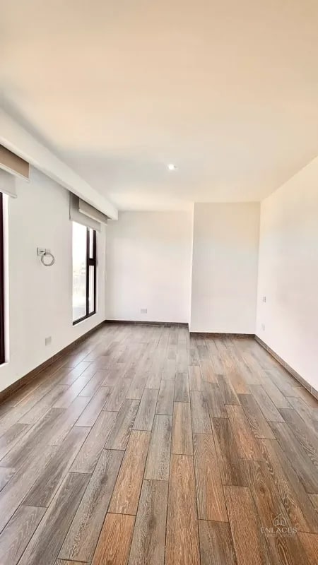 Zona 15 • Apartamento en Renta • Edificio Parque 15 - 10