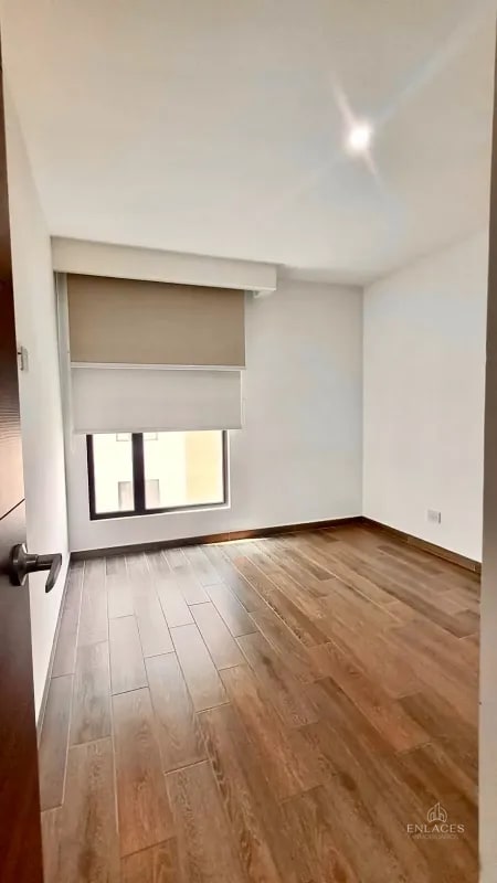 Zona 15 • Apartamento en Renta • Edificio Parque 15 - 8
