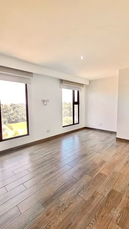 Zona 15 • Apartamento en Renta • Edificio Parque 15 - 4