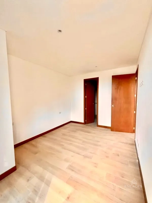 Zona 10 • Apartamento Nuevo en Venta • Edificio Ferré Diez - 9